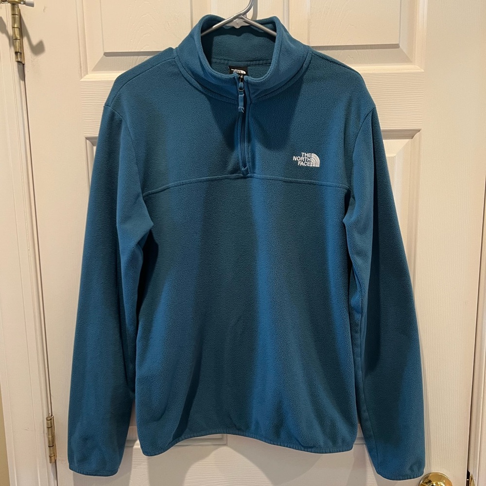 Men’s North Face Quarter Zip Fleece Pullover (Size Medium)